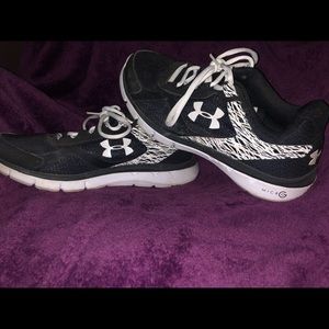 Women’s Nike micro G shoes!